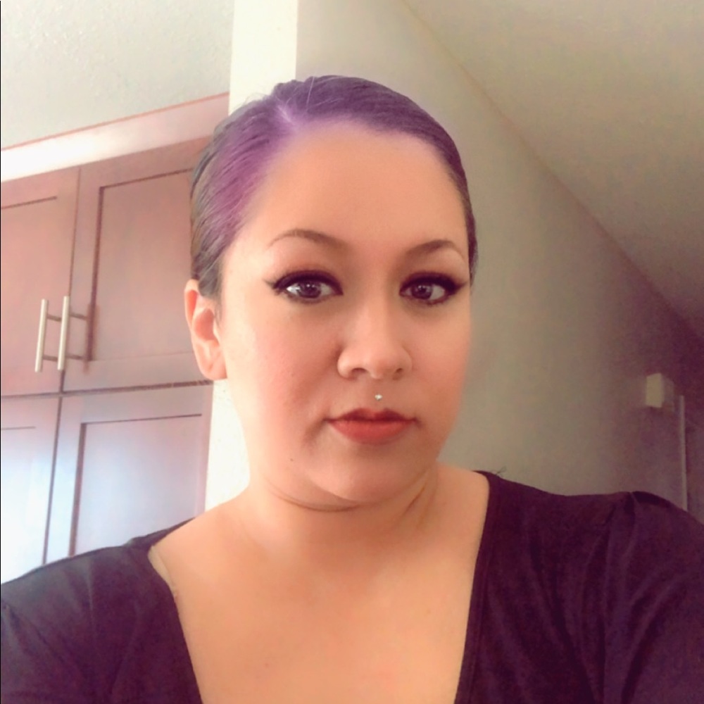 Meet your Posher, Brenda